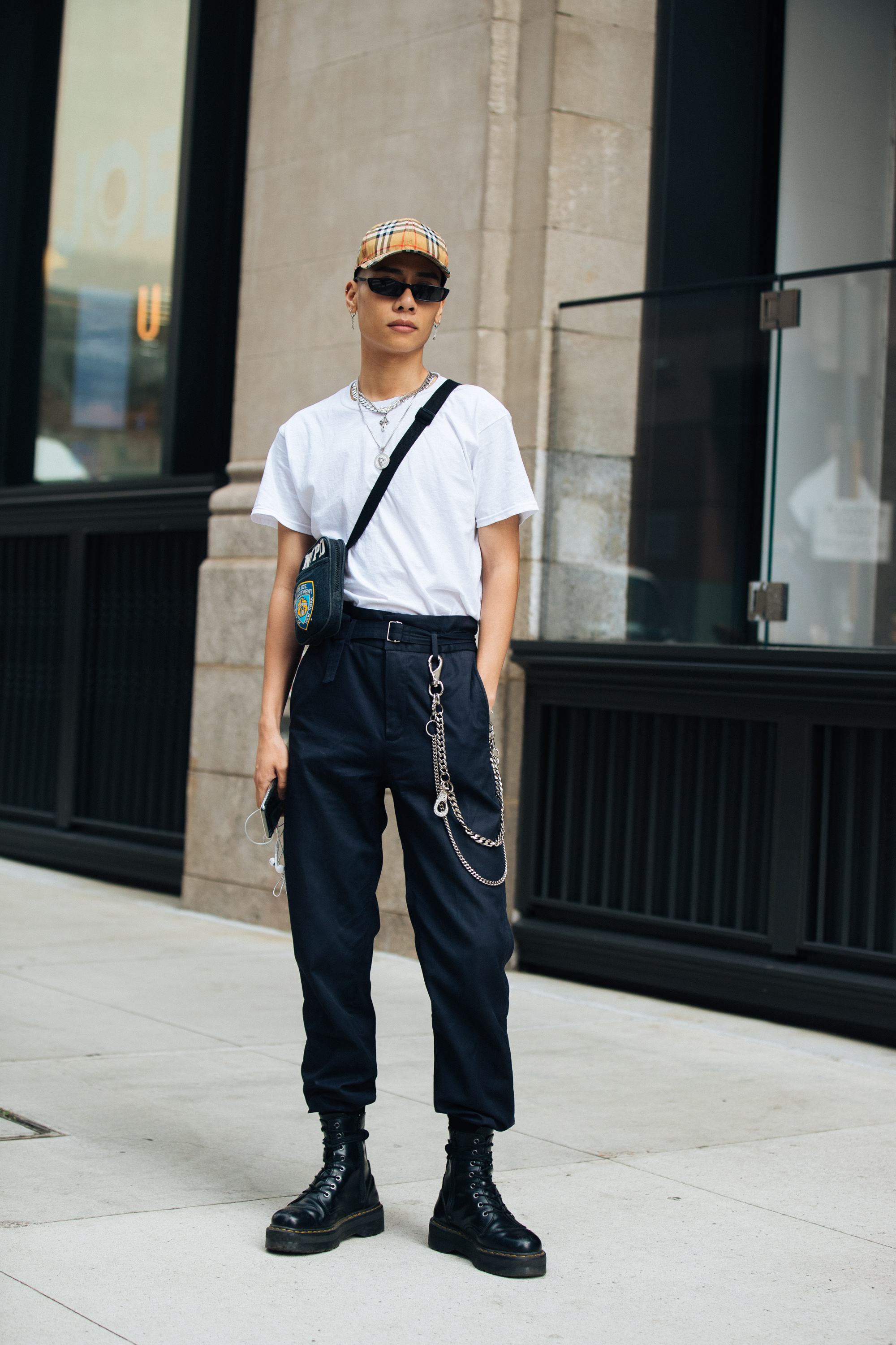 10 Fresh Ways to Wear a White T-Shirt