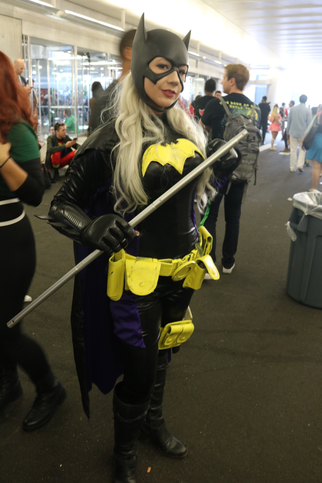 JL Batgirl Cosplay.png