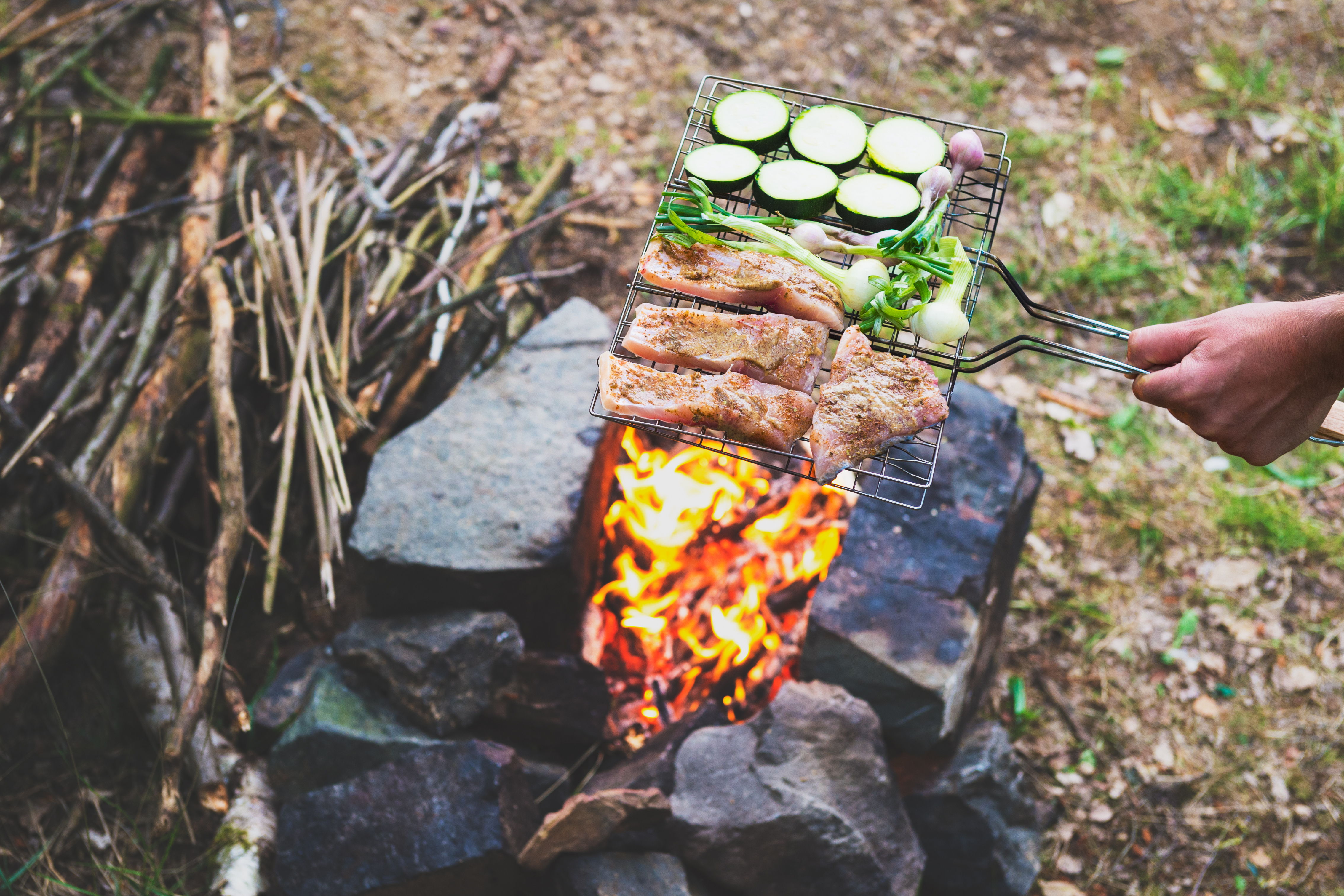A Great Campfire Meal That Doesn T Require A Skillet Mccormick