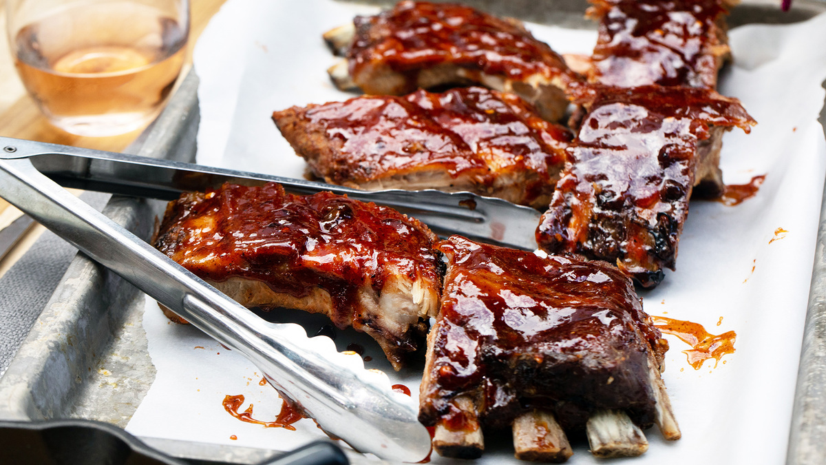 perfect smoked pork ribs