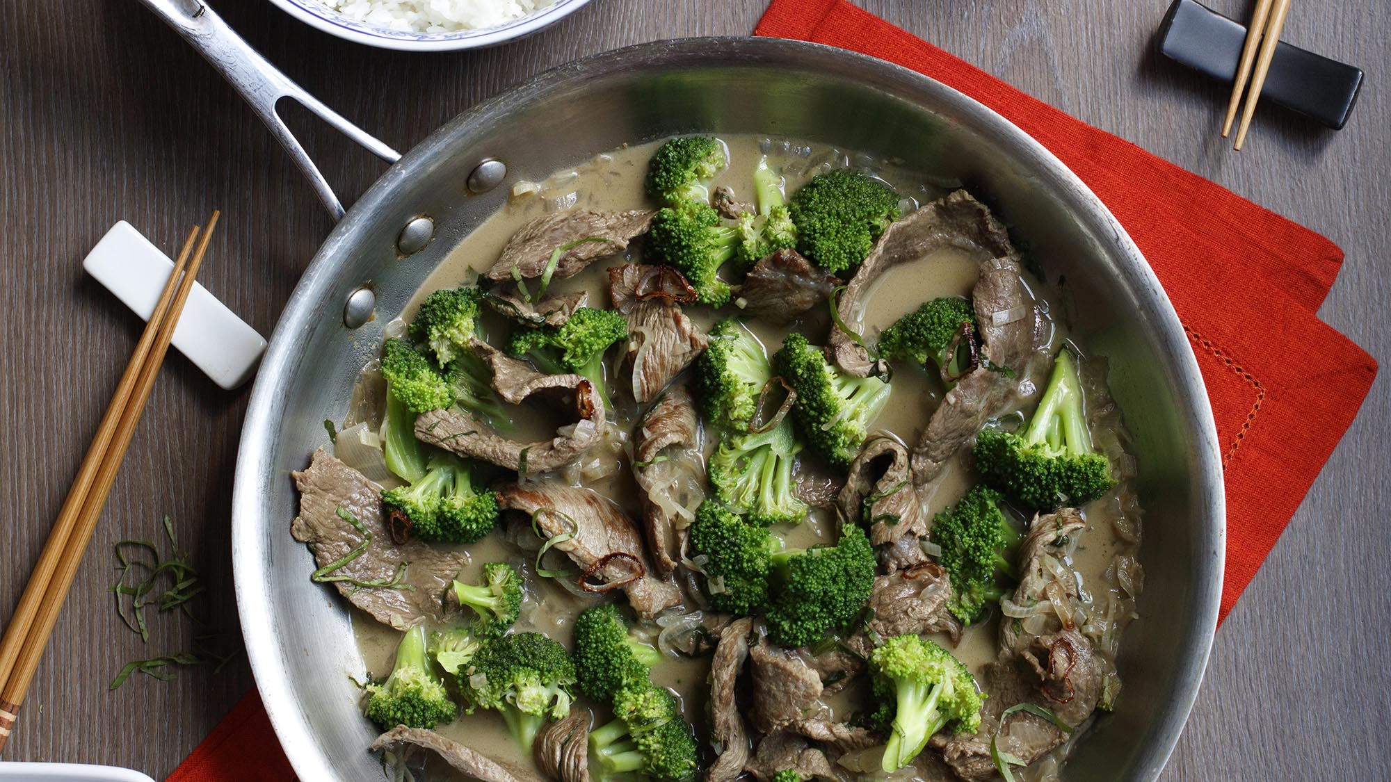 Beef Broccoli Stir Fry With Green Curry Thai Kitchen