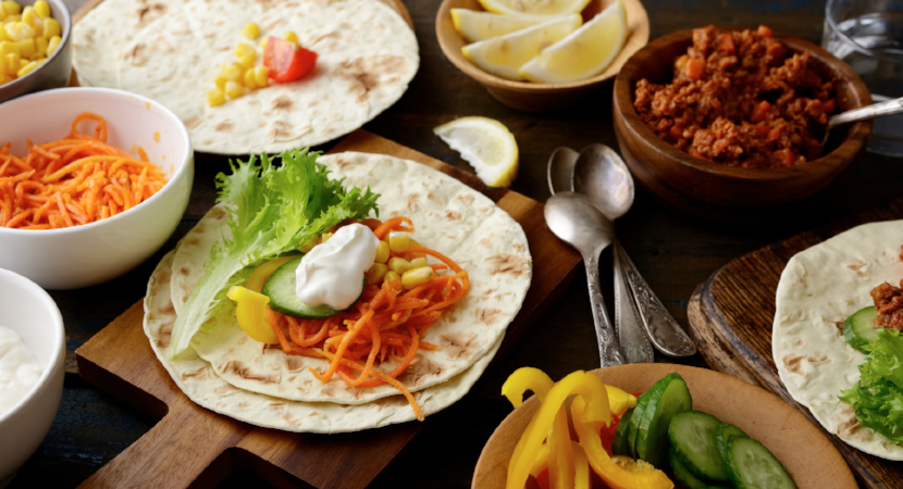 HOW TO MAKE HOMEMADE TACOS: DIY TACO BAR GUIDE HOW TO MAKE HOMEMADE TACOS: DIY TACO BAR GUIDE