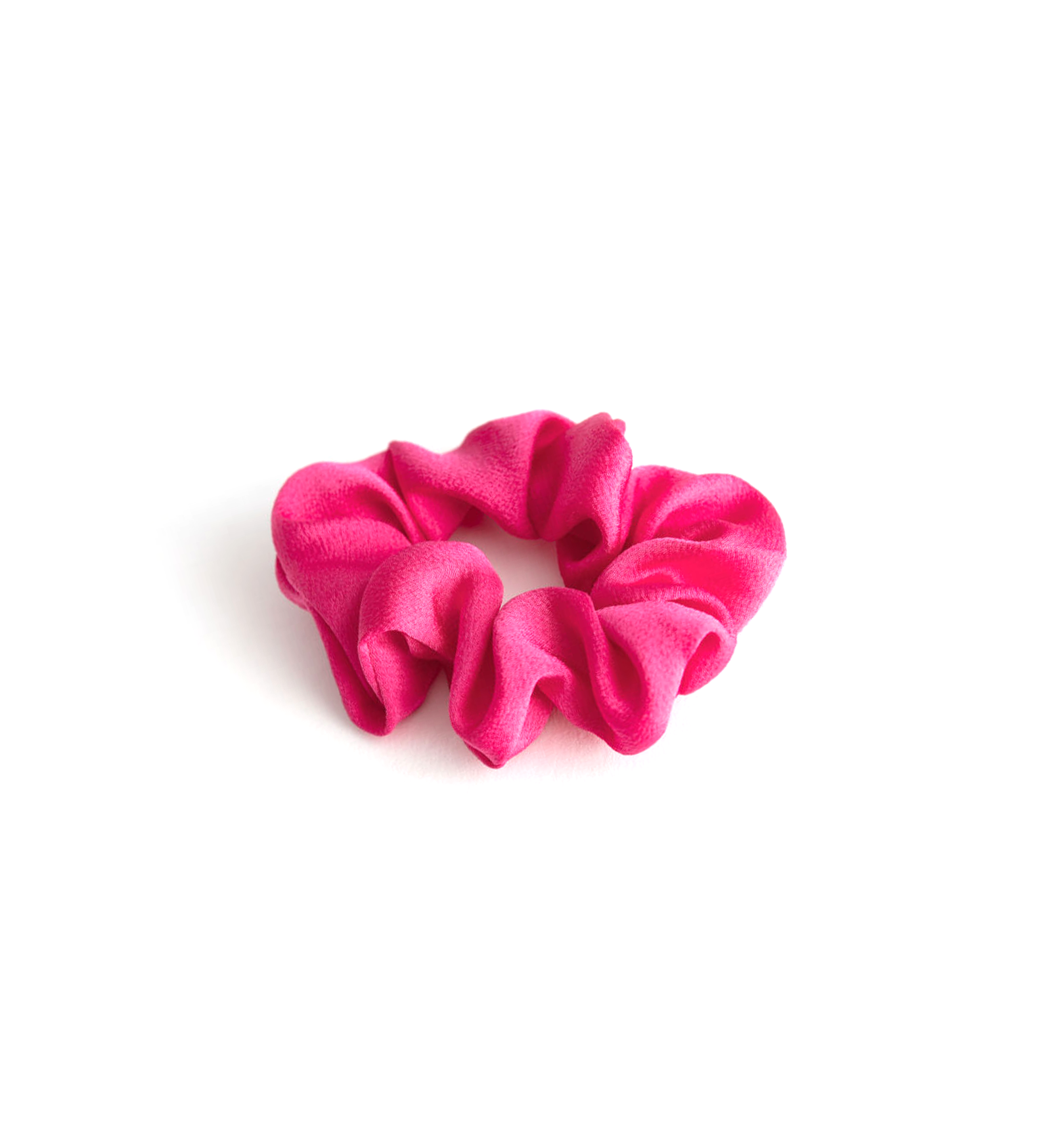 JF19_INT13_Artikel_Image_Hairstyle_Scrunchie_Revival_1600 × 1749_04.png