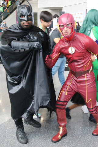 Batman Flash Cosplay Web.jpg