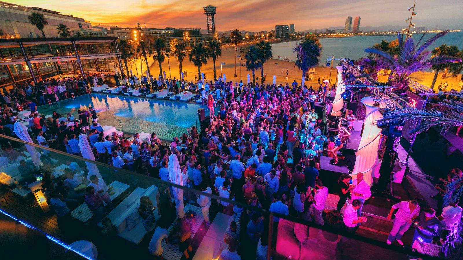 Chase the Music: Your Guide to the W Hotels' Wake Up Call Concert Series