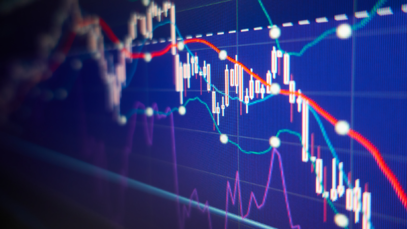 Economic crisis - Financial and business background