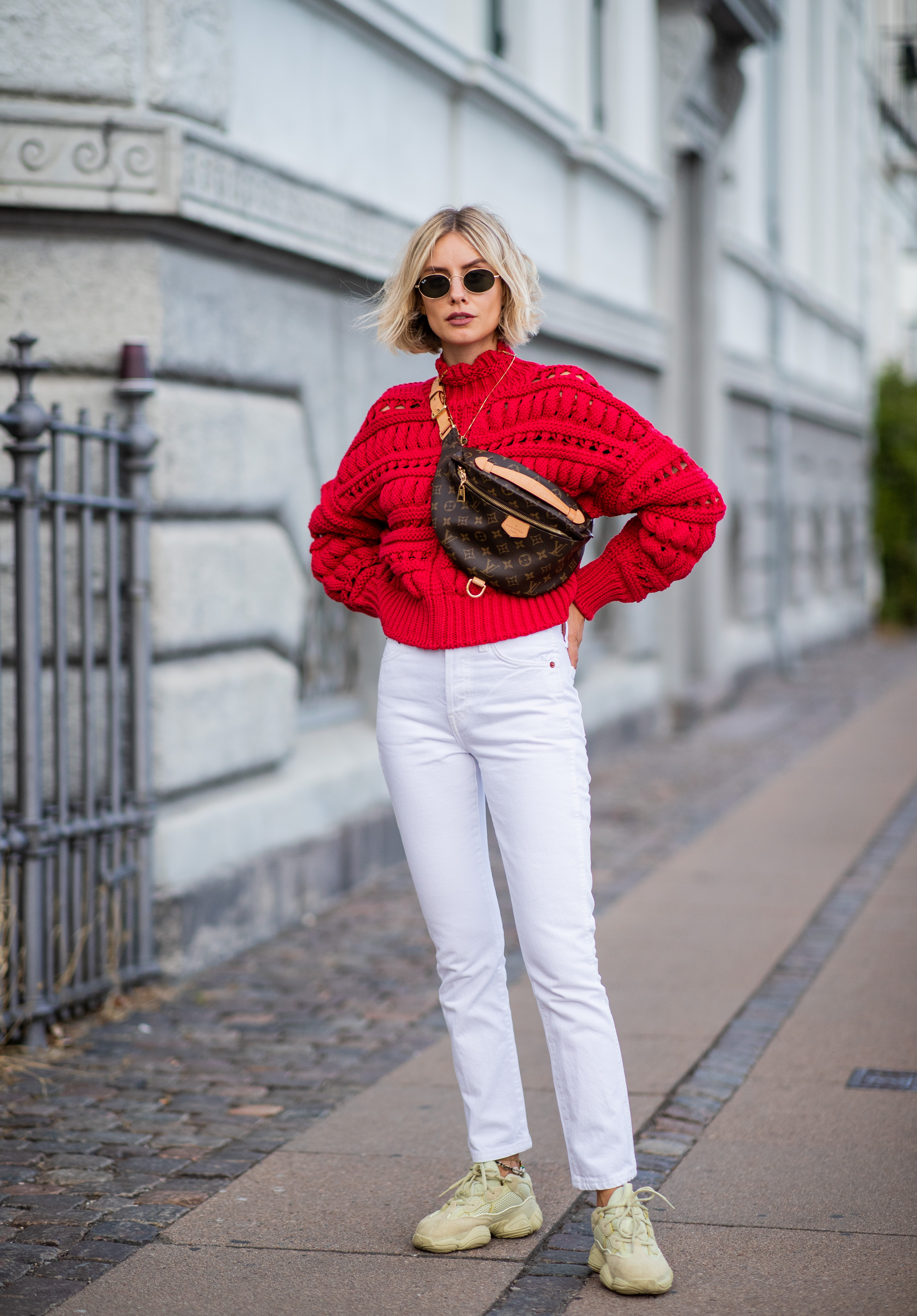 How to Look Ultra Chic in Jeans - Rue Now